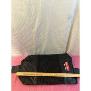 2 Rubbermaid mesh trash bags 13x20"